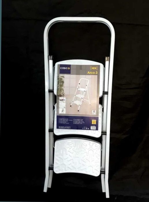 Scară metalica pliabila cu 3 trepte maxim 150 Kg - 130 Lei