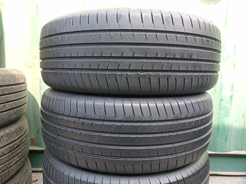 215/55/17 капсен летний