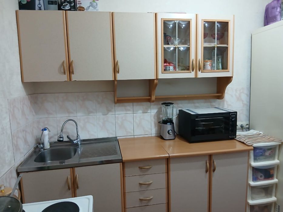 Продам кухонный гарнитур срочно
