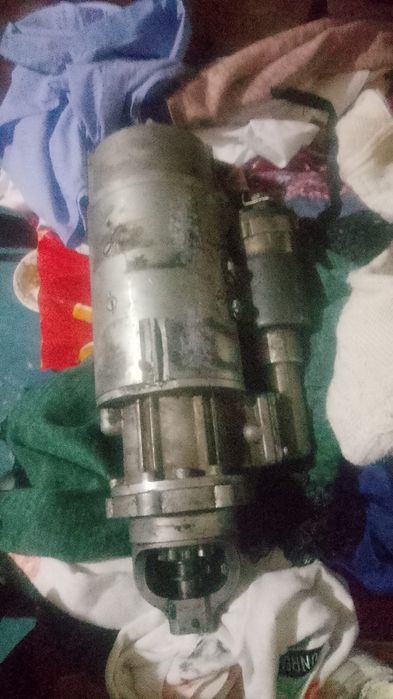 Продам стартер 2 штуки б/у рабочие