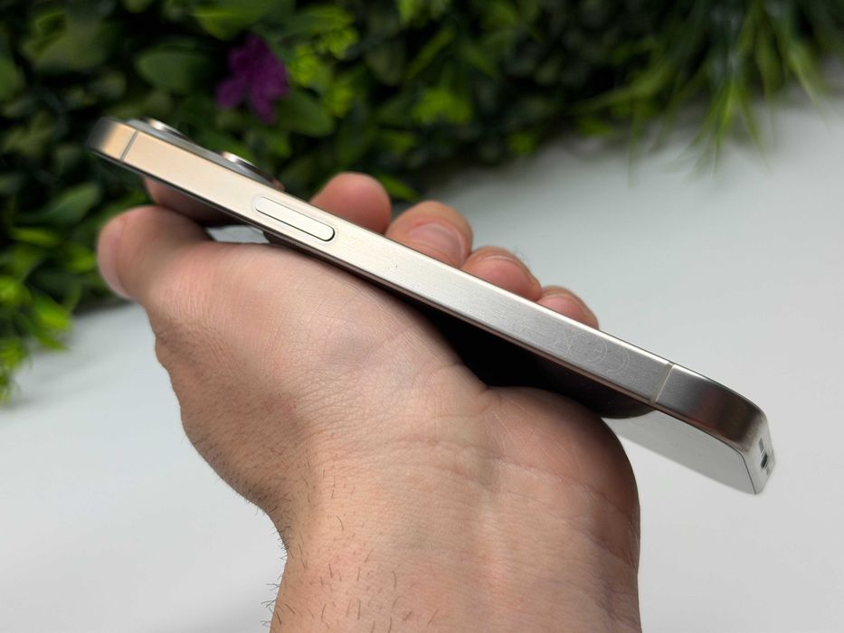 iPhone 15 Pro 128GB Natural Titanium