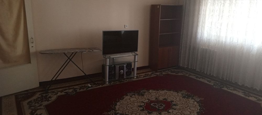 3 xonali Yangi Sebzorda Metroga va bozorga yaqin arendaga beriladi