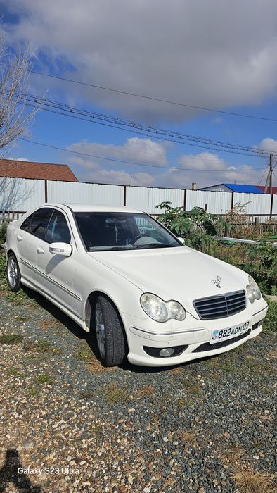 Mercedes W 203 rest