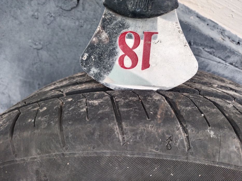 Продам резины щины