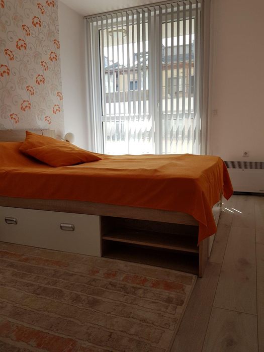 Дава се под наем Тристаен апартамент в Пловдив, Център - 103 кв.м за 700 € - Снимка #6