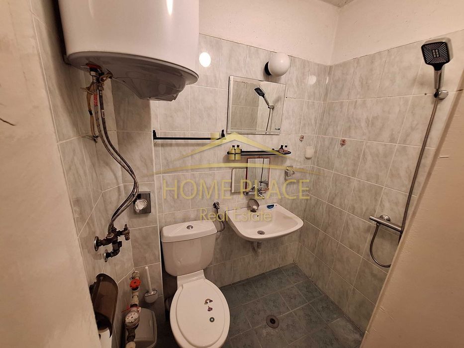 Дава се под наем Тристаен апартамент в Варна, Център - 60 кв.м за 433.5 € - Снимка #9