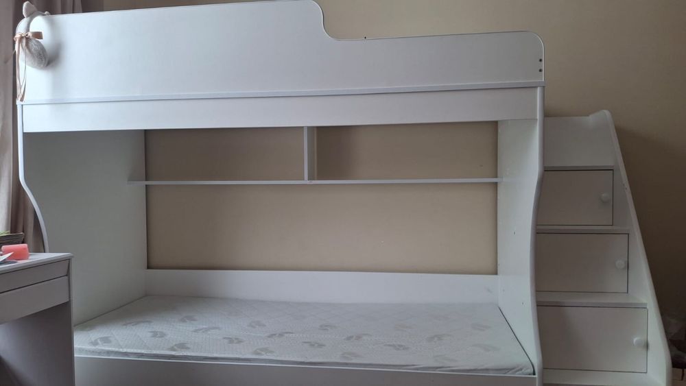 Продам 2 яросную кровать