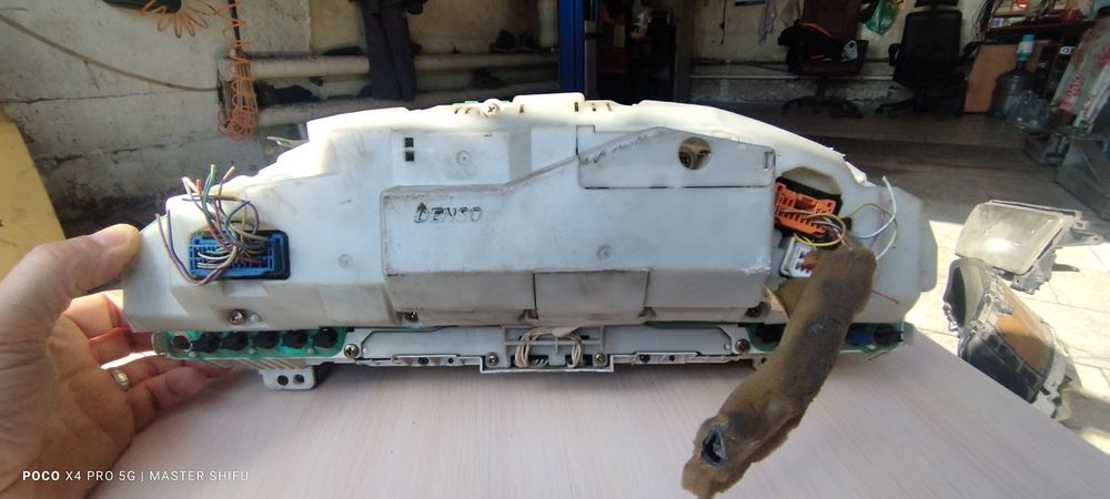 Щитки приборов Тойота для свапа