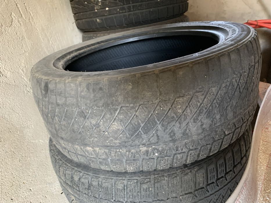 Продам Шины 245 / 45 / 19