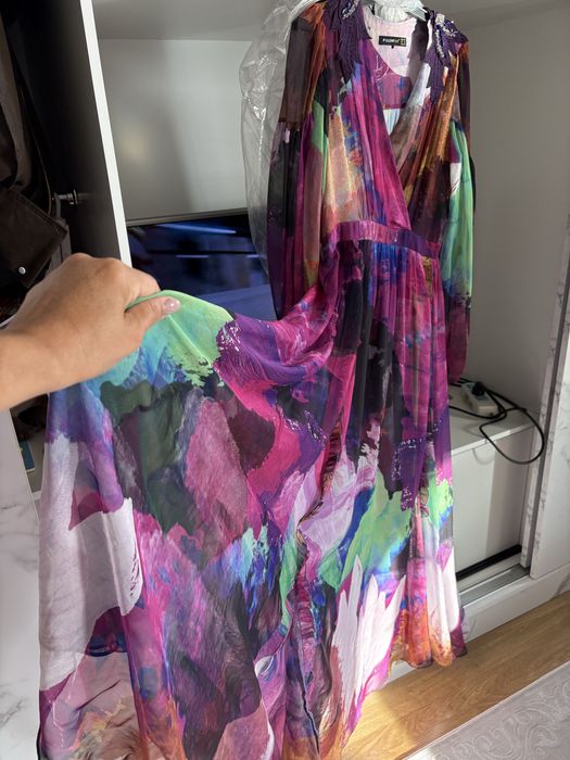 Продам вечернее нарядное платье