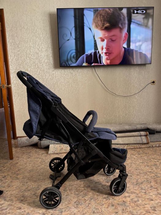 Продам коляску в отдичном состоянии