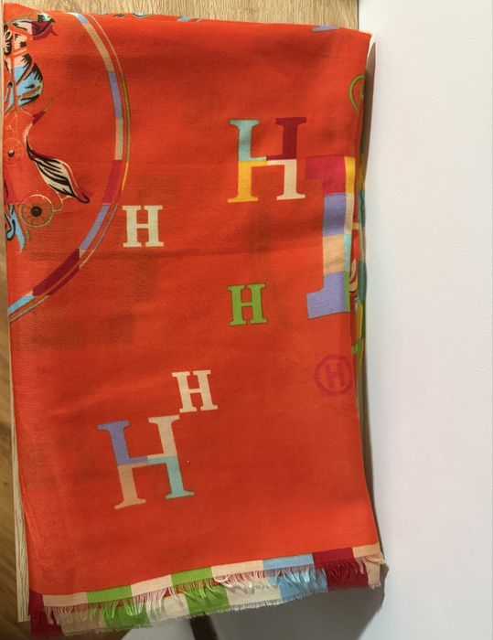 HERMES  оригинален шал