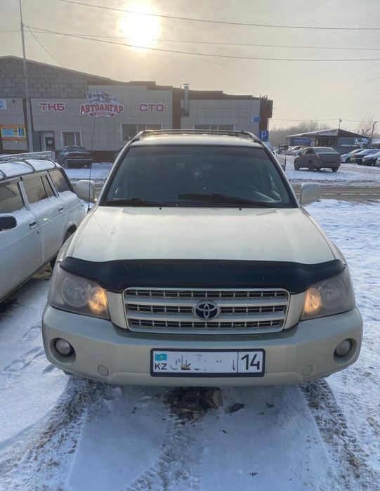 Продам автомобиль Toyota Highlander