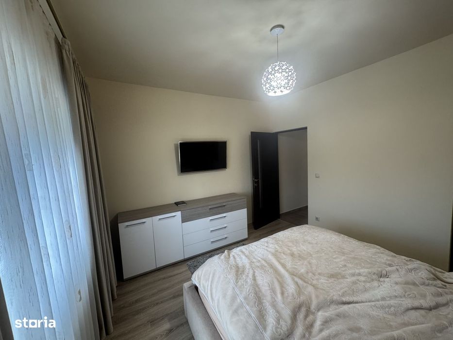 Apartament cu 3 camere, 77,7 mp, decomandat , etaj 2 din 4 Avram Iancu