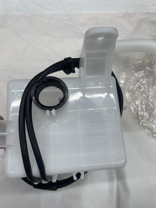 Changan бачок омуватель