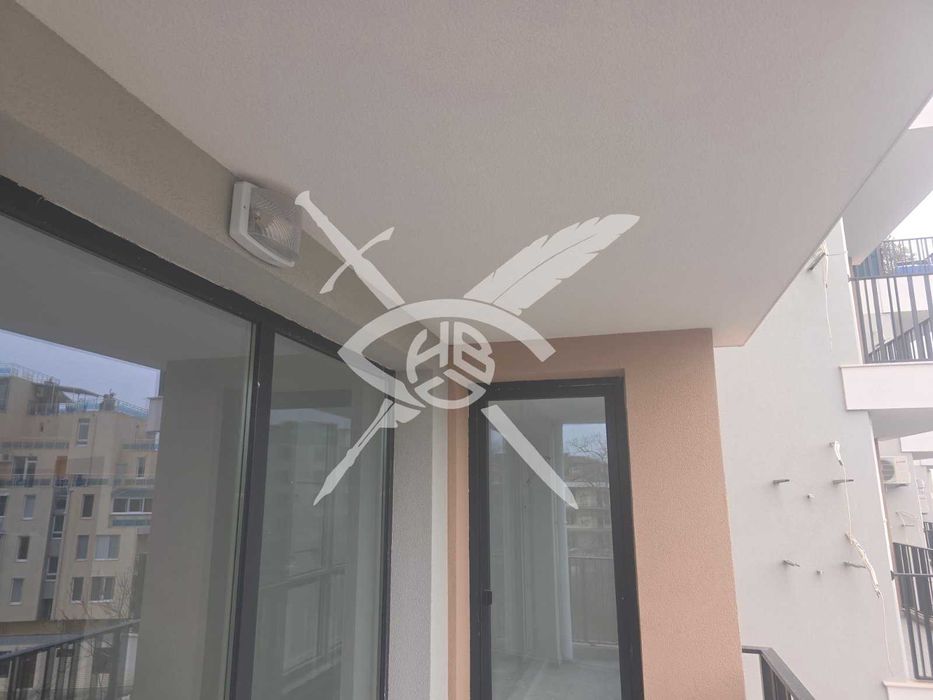 Двустаен на метри от плажа в с.Равда!