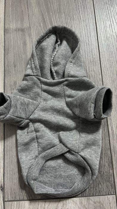 Продам кофту для собак мелкой породы