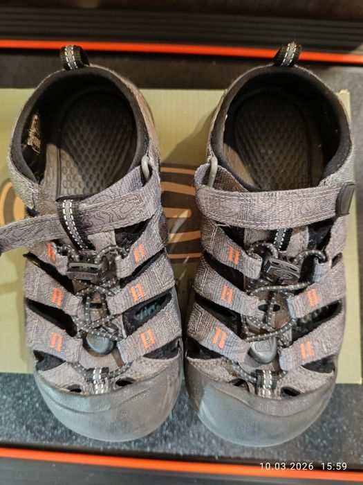 Keen детски сандали 34