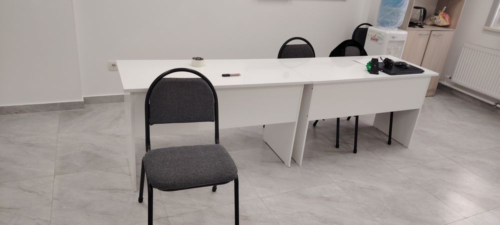 Продаются парты по 5000 тенге