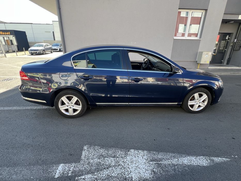 VOLKSWAGEN Passat 0 — imagine 4