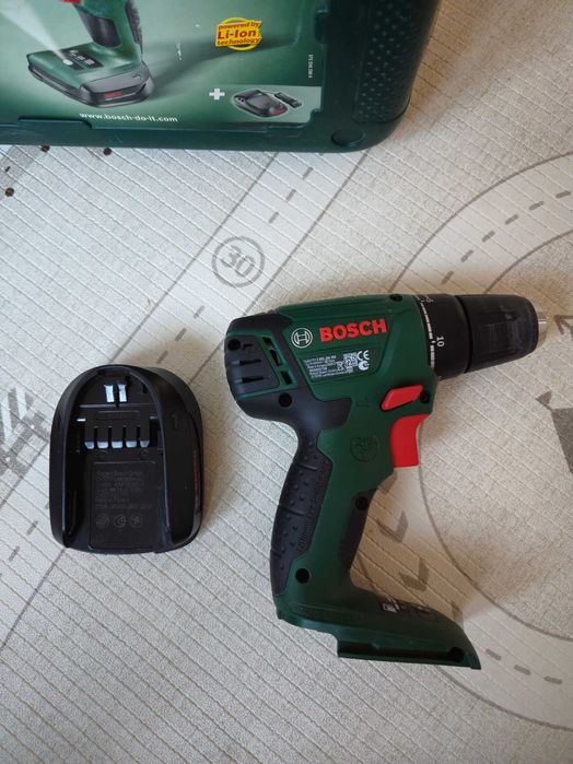 Акумулаторна бормашина винтоверт BOSCH 14.4 с батерия и зарядно