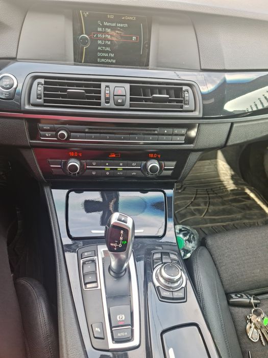 BMW 5 Series 2012 — imagine 4