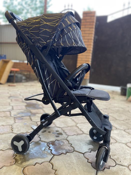 Коляска в хорошем состоянии