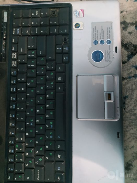 ASUS Notebook б/у надо скачать виндовс