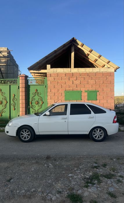 Срочна продам лада приору 1