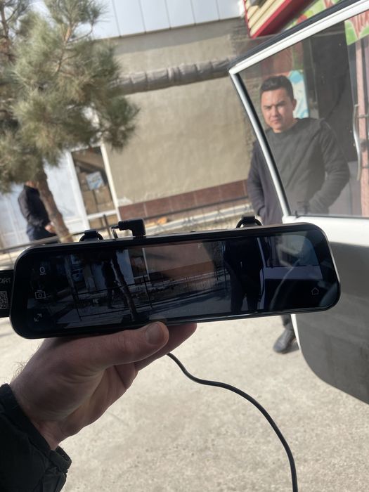 Smart видеорегистратор сотилади