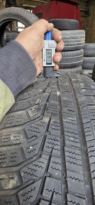 Гуми 4бр 215/60/17 - 1бр  - 79лв