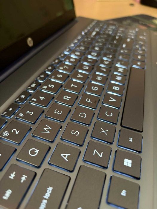 Лаптоп HP Pavilion 15-eg3xxx