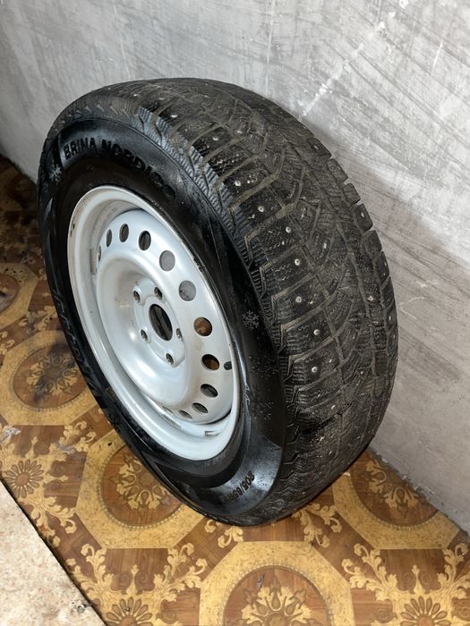 Продам 1 колесо