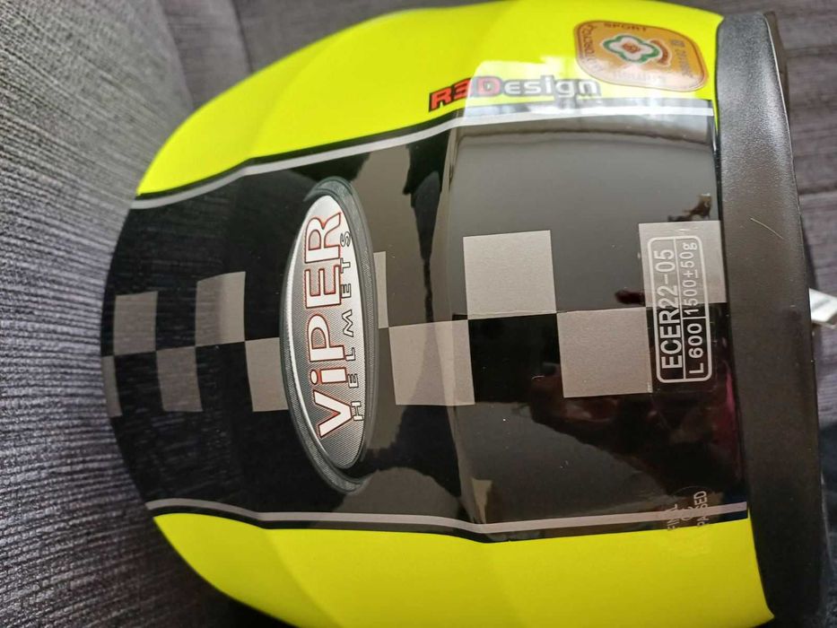 Мото каска Viper RS-V9, размер L