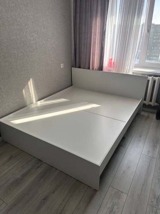 Кровать двух спальная