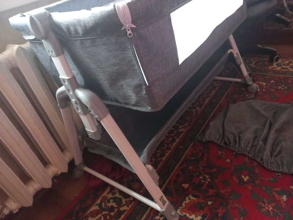 Приставная детская кровать-манеж