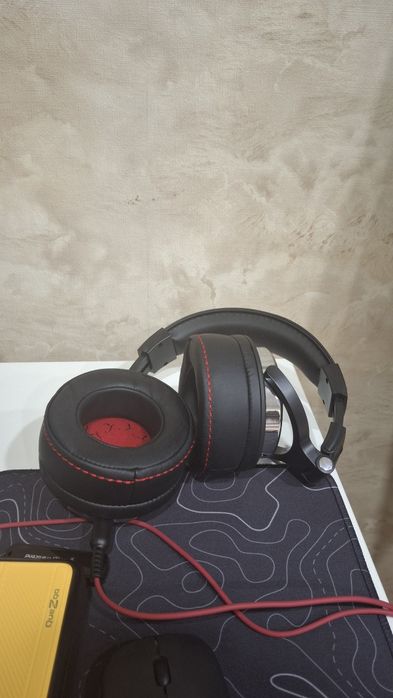 Наушники Studio Pro