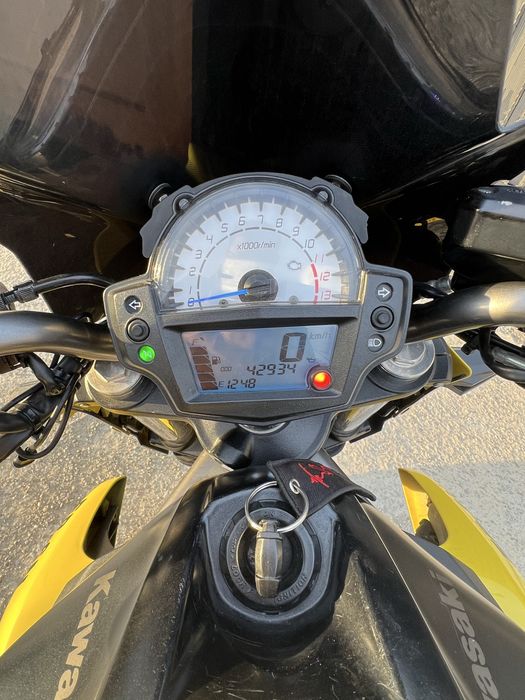 Kawasaki ER-6N 2012 Abs , probleme la motor