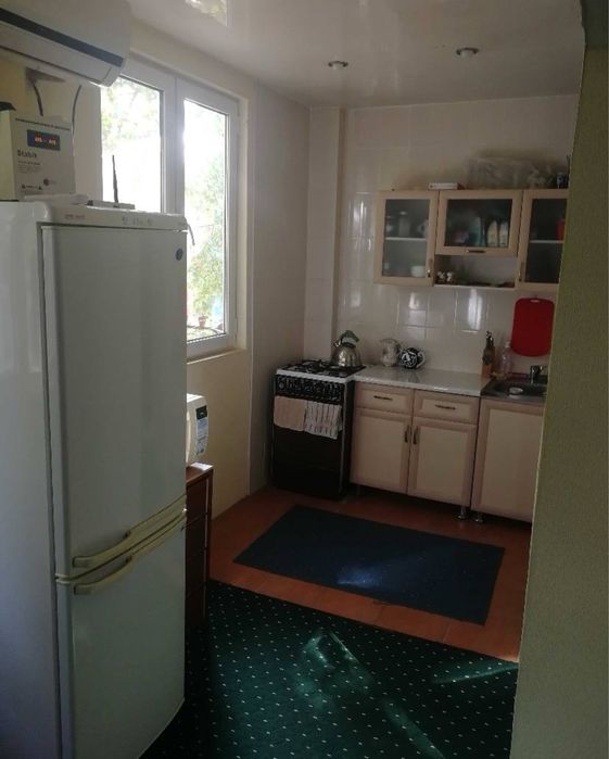 Чиланзар 6кв 2 комнатная Кирпич балкон 2/6