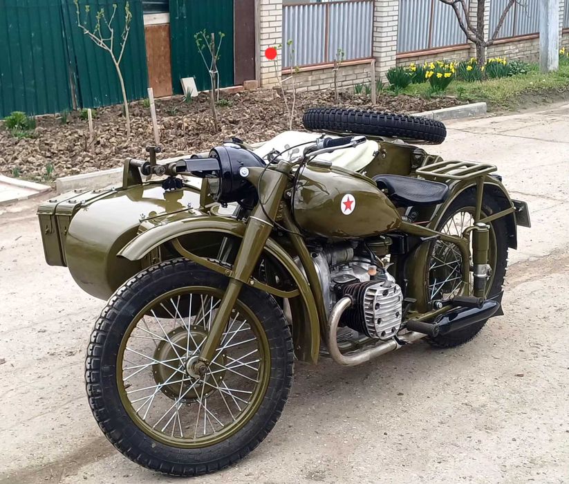 M 72 motocicleta Militară