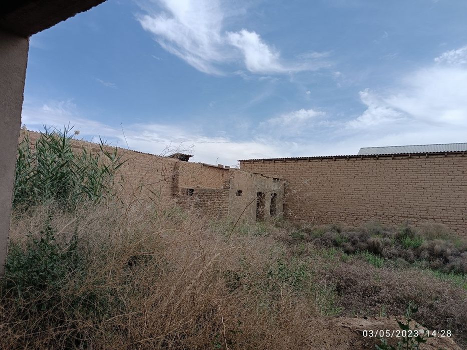 Ҳовли қурилиши тугалланмаган