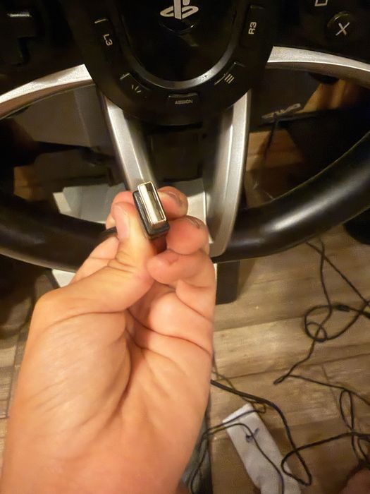 volan de gaming pentru console și PC
