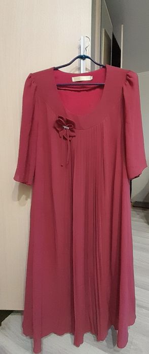 Продаётся платье