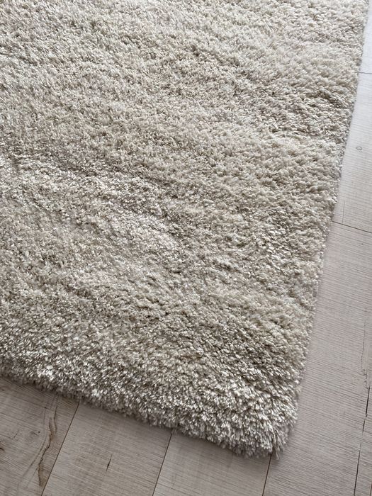 Covor pufos gros nou fara eticheta