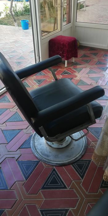Парикмахерской кресло