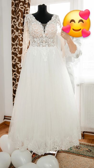 Vând rochie de mireasă