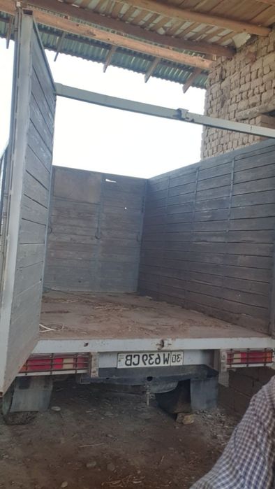 Uazik avomabeli sotiladi