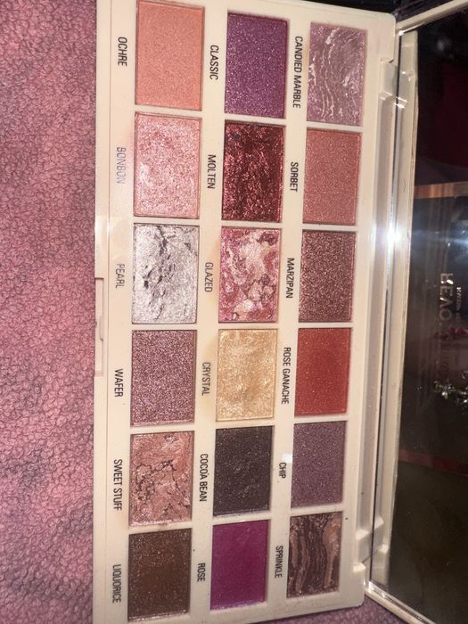 Комплект от 3 палитри Revolution