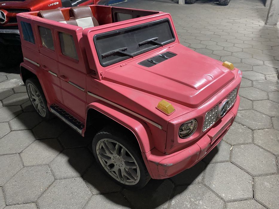 Продаю детскую машинку