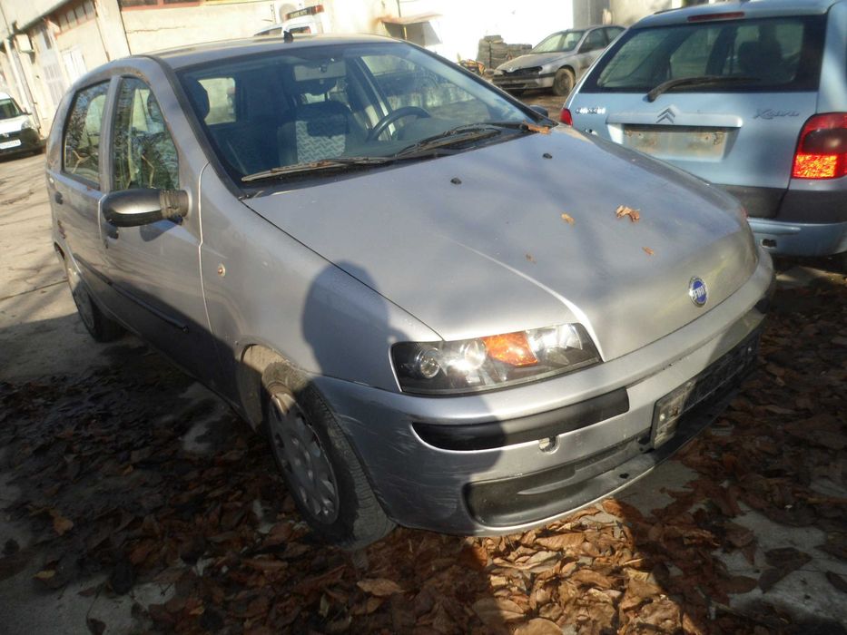 Фиат Пунто 1.2 60 к.с.2002 год.Само на части